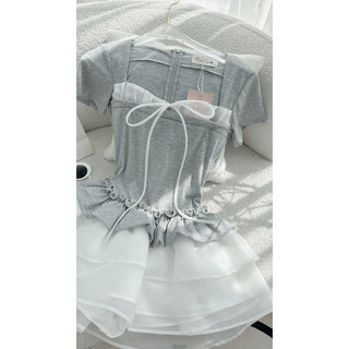 Set áo pull xám + chân váy midi