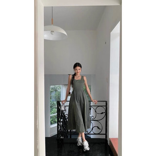 VÁY JEAN  GIẤY 2 DÂY LOANG CUT EO