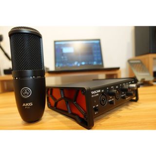 Micro thu âm AKG P120 chính hãng