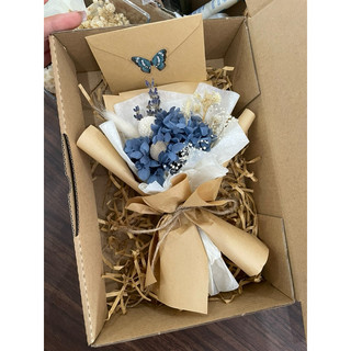 Bó hoa khô xanh blue, box hoa khô quà tặng, hộp quà tặng người yêu, quà tặng bạn, box hoa khô tặng sinh Nhật