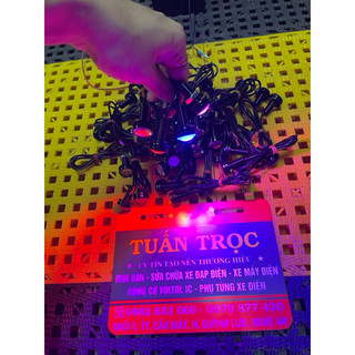 Đèn led xi nhan cúc áo