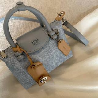 𝐁𝐥𝐚𝐮𝐞𝐁𝐥𝐮𝐦𝐞🦋 (Sẵn) Chio2nd Denim Frame Bag