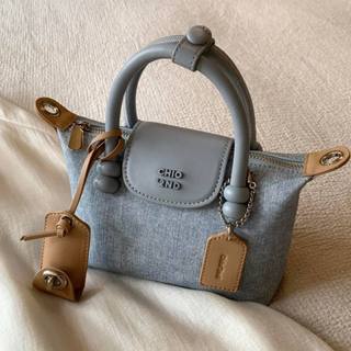 𝐁𝐥𝐚𝐮𝐞𝐁𝐥𝐮𝐦𝐞🦋 chio2nd denim frame bag