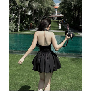 ĐẦM BÍ CỔ YẾM HỞ LƯNG