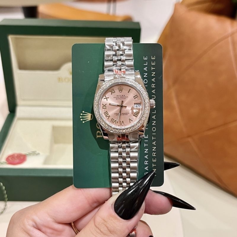 Đồng Hồ Rolexx Nữ Máy Quartz (Pin) Mặt Tròn Dây Thép Không Gỉ Kính Sapphiare Chống Nước Tốt Siz 31mm