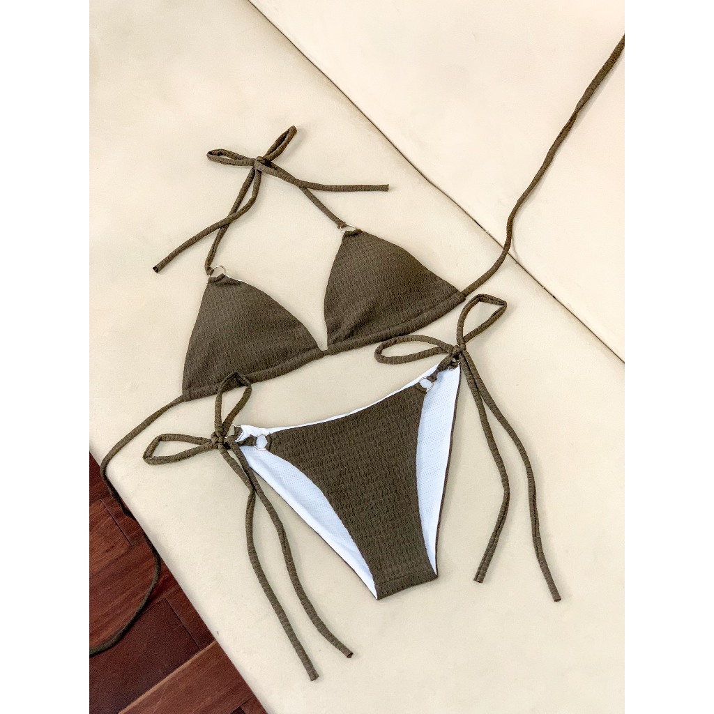 [HÀ NỘI] Combo Bikini 3 chi tiết: set 2 mảnh phối khoen chất xốp nhăn sang chảnh kèm khăn quấn voan tơ sz 40x150cm | BigBuy360 - bigbuy360.vn