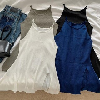 Váy body dáng ngắn không cổ sát nách xẻ hông trơn basic