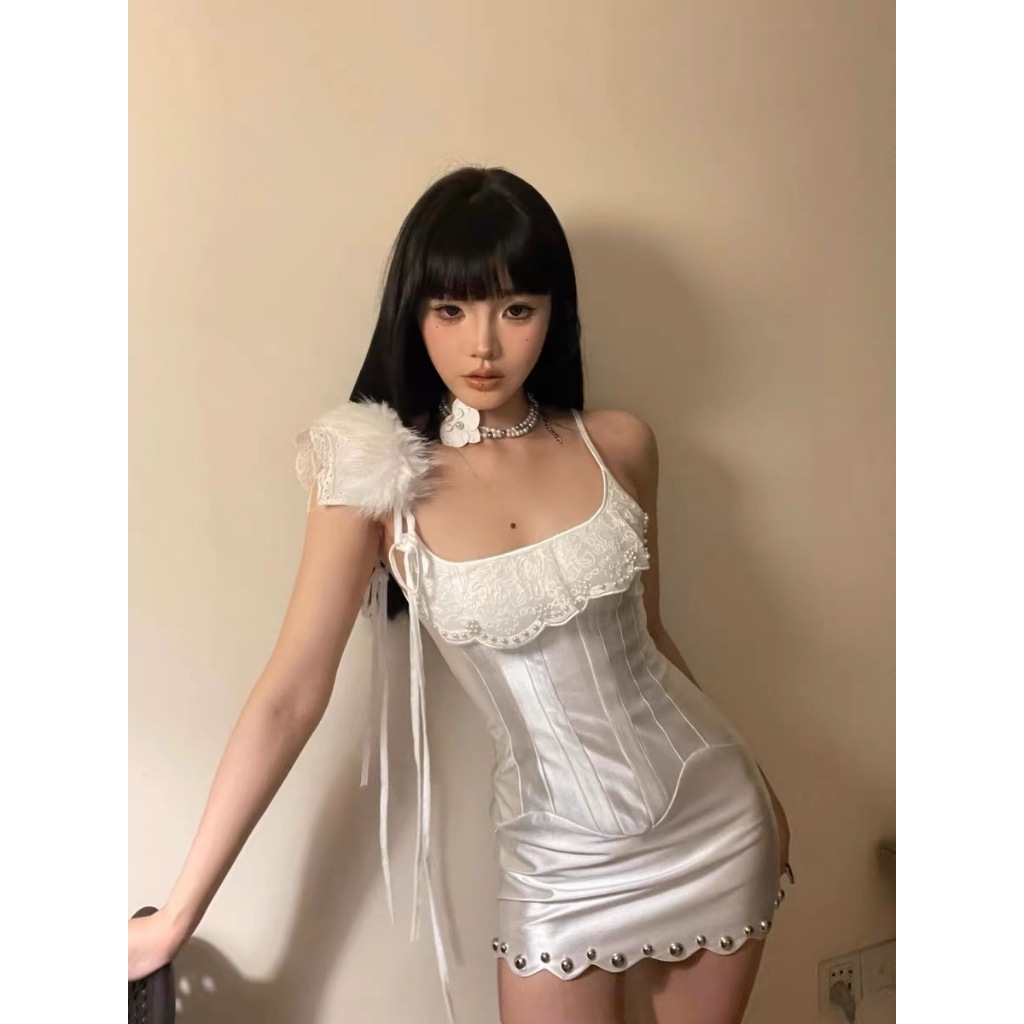 Váy hai dây ôm body dáng corset phối ren ngực đính đá viền váy 𝑳𝒂𝒍𝒂𝒍𝒂𝒏𝒅 𝑫𝒓𝒆𝒔𝒔