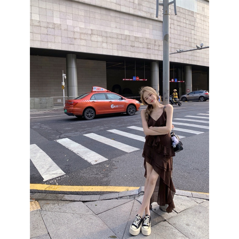 Đầm 2 dây phối bèo tà dài đuôi cá xéo TABISHOP Váy nữ màu nâu lạ mắt đi biển đi chơi mặc hè sang chảnh(09) | BigBuy360 - bigbuy360.vn