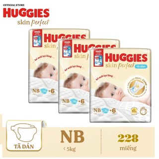 Combo 3 Bịch Tã Dán Sơ Sinh Huggies Size NB70 +6 Miếng