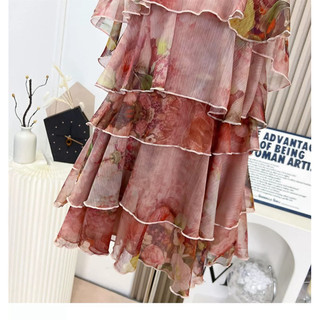 đầm voan tầng xoè cột cổ yếm