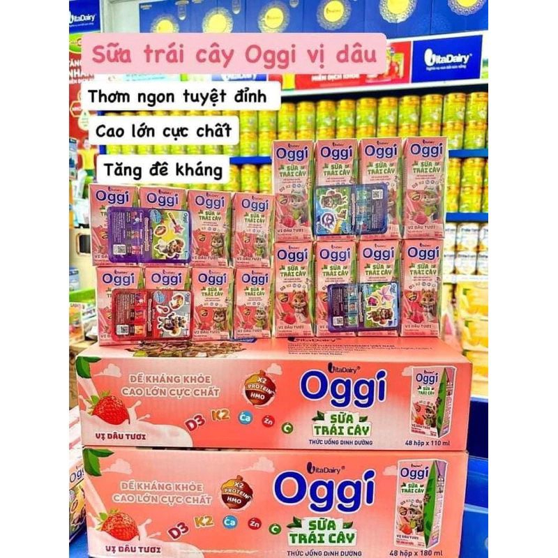 Sữa oggi trái cây vị dâu 110ml có hàng quà tặng cho bé