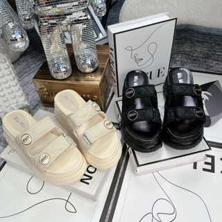 Dép Kiểu Quai Da Tag Miu Siêu Hot Đế PU Cao 7 Phân