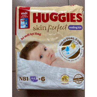 (Mẫu mới) Tã vải miếng lót sơ sinh Huggies NB1-64 miếng (tặng 6 miếng)