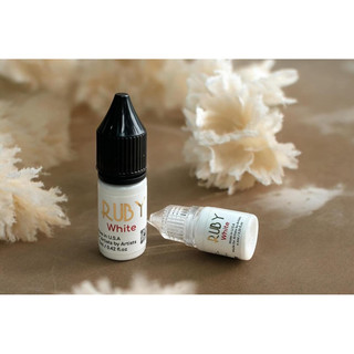 Mực phun Xăm Ruby Phạm Lan Phương