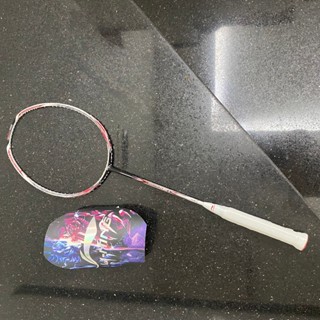 Vợt cầu lông Lining N90 trắng 4u căng max 13.7kg căng sẵn 11kg (Tặng 1 lần căng dây và quấn cán vợt)