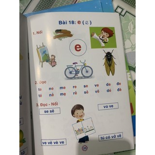 Bé làm quen với Tiếng Việt
