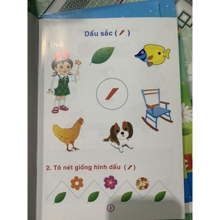 Bé làm quen với Tiếng Việt