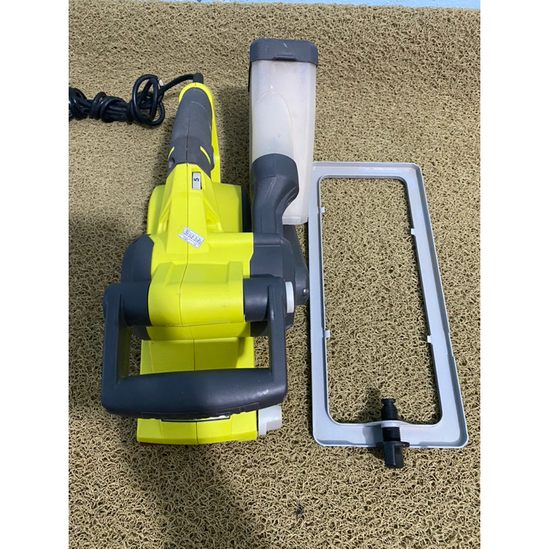 máy chà nhám tăng ryobi 800w