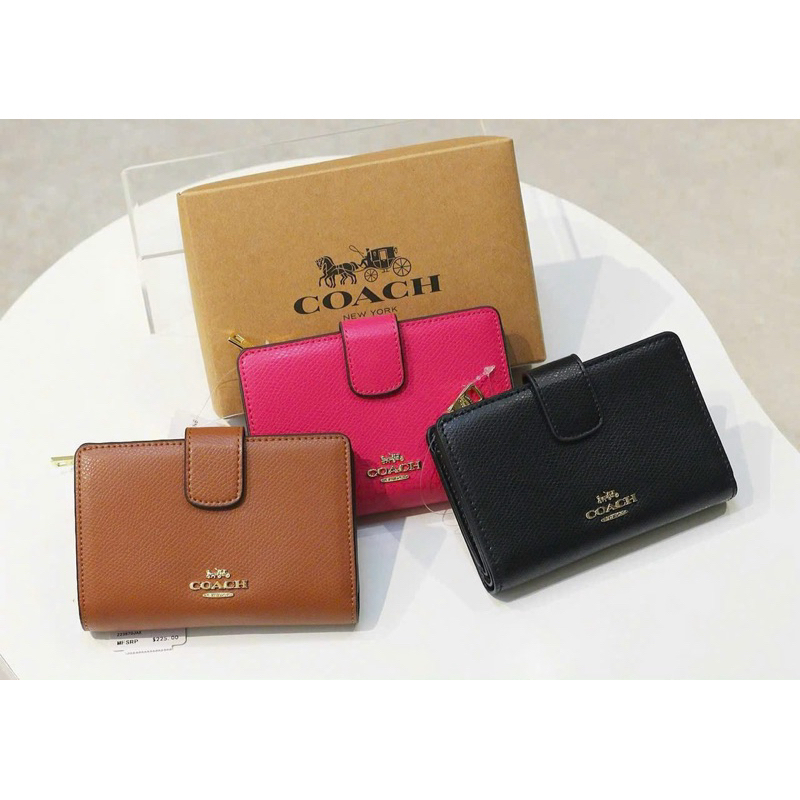 Ví ngắn Medium Corner Zip Wallet
