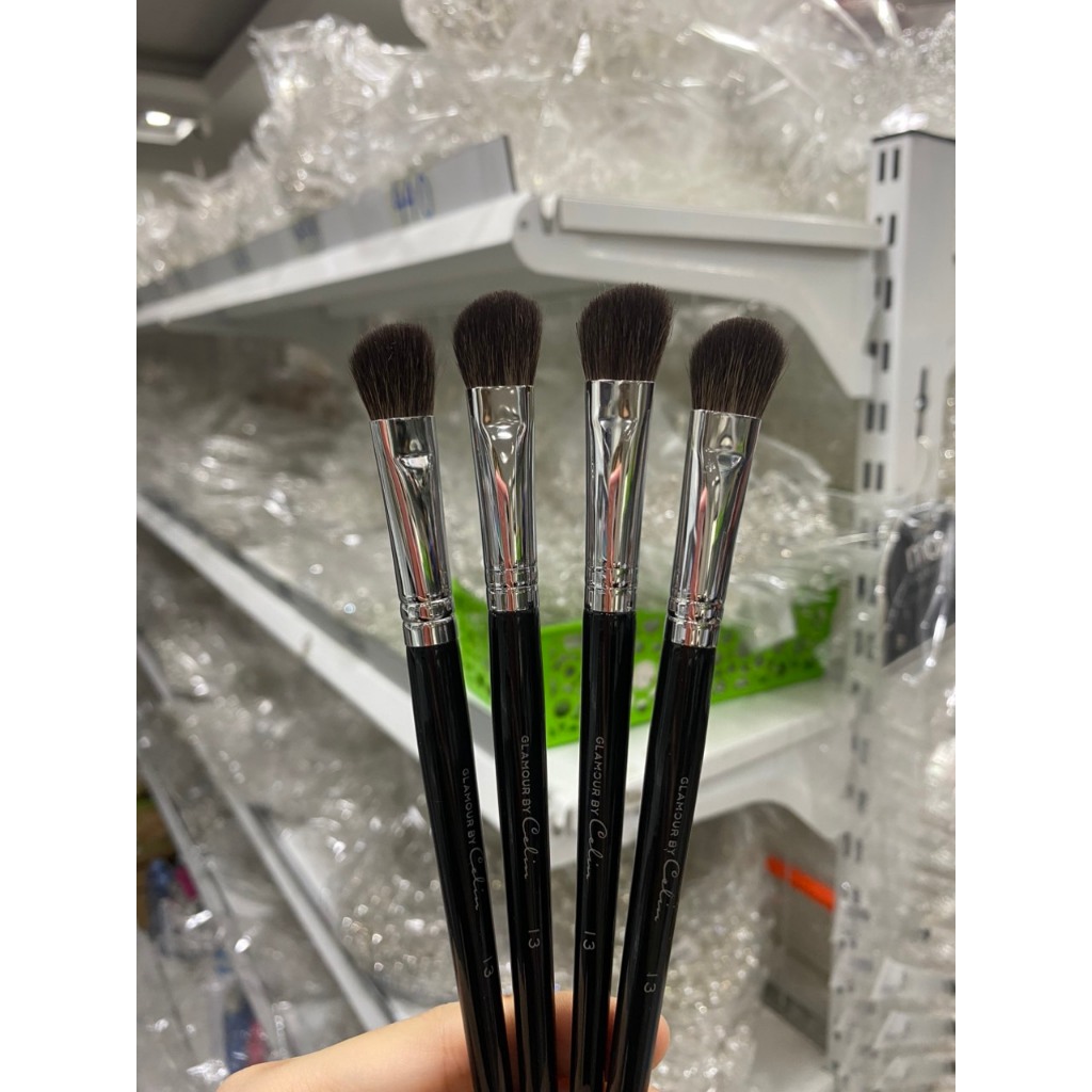 Cọ sống mũi Celin Glam 13
