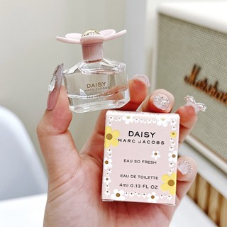 Nước hoa mini nữ Marc Jacobs Daisy Eau So Fresh - Mini 4ml