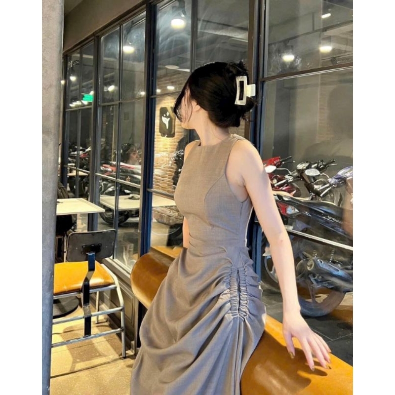 Đầm cổ tròn 2 túi