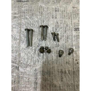 Bộ ốc gắn hộp đầu và đèn pha xe cub 82-84-Dd zin rã xe