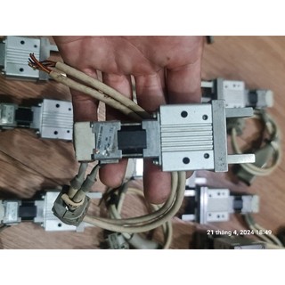 Tay kẹp SMC dùng step 5 phase 24v có encoder cũ xịn rẻ