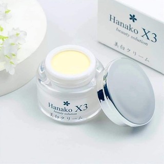 Kem face dướng trắng da hanako x3 nhật bản
