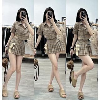 SET BBR CAO CẤP , Áo sơ mi crotop đuôi tôm mix chân váy xếp ly ( tặng gấu) phong cách trẻ trung năng động[Sẵn]