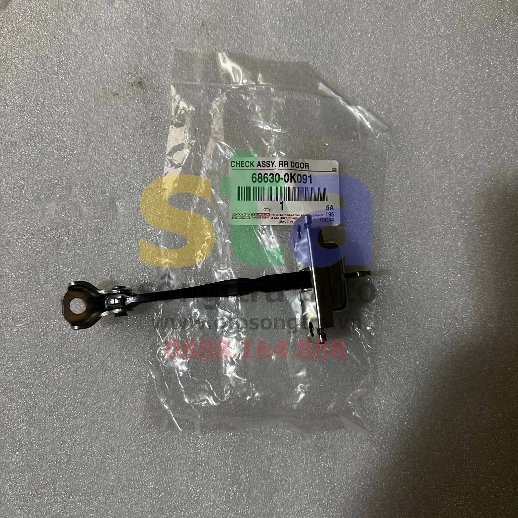 Hạn chế cửa Toyota Innova 2015 - 2018. Dẫn hướng cửa Innova chính hãng