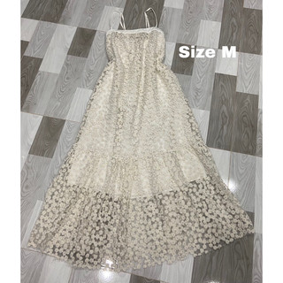 Đầm 2 dây hoa thanh lý