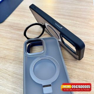 Ốp lưng iPhone 14 Pro Max Filada có giá đỡ