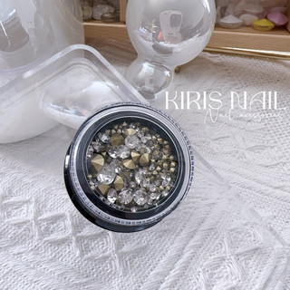 Hũ đá chân nhọn nhiều size đính móng 1.5mm 2.5mm 4mm 5mm