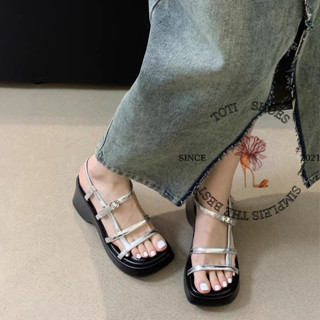 SANDAL NỮ TOTIIE STORE - GIÀY THỜI TRANG QUAI MẢNH HẬU CÀI - GIÀY XUỒNG ĐÚP CAO NỮ TÍNH S2404010
