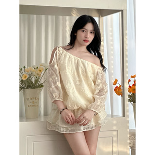 Đầm cổ yếm thắt nơ voan be C11_ORIMI
