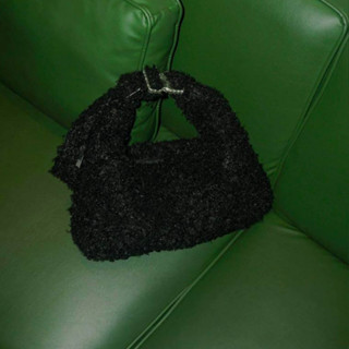  Túi đeo vải polyester HBS Mini Hobo Buckle Bag - Black Furry 