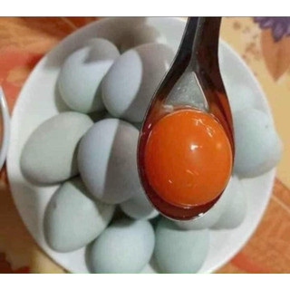 100quả trứng gà xanh