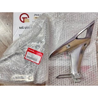 Cặp pát nhôm gác chân sau Air Blade AB 110 Thái chính hãng honda Thái Lan
