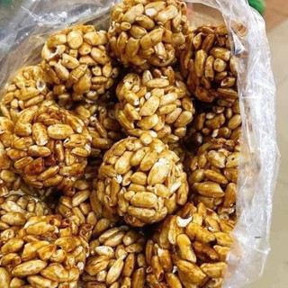 Bỏng nắm gạo tuổi thơ