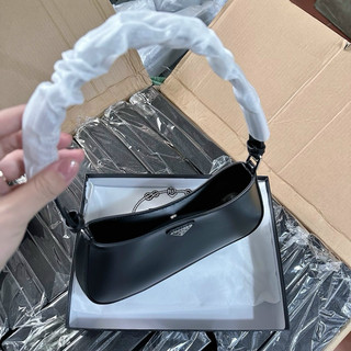 Túi Prada kẹp Nách Dáng Bầu Fullbox