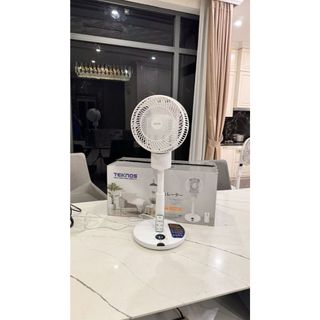 Quạt cây teknos sak-57 , tích hợp ai, xoay 180 độ , có remote