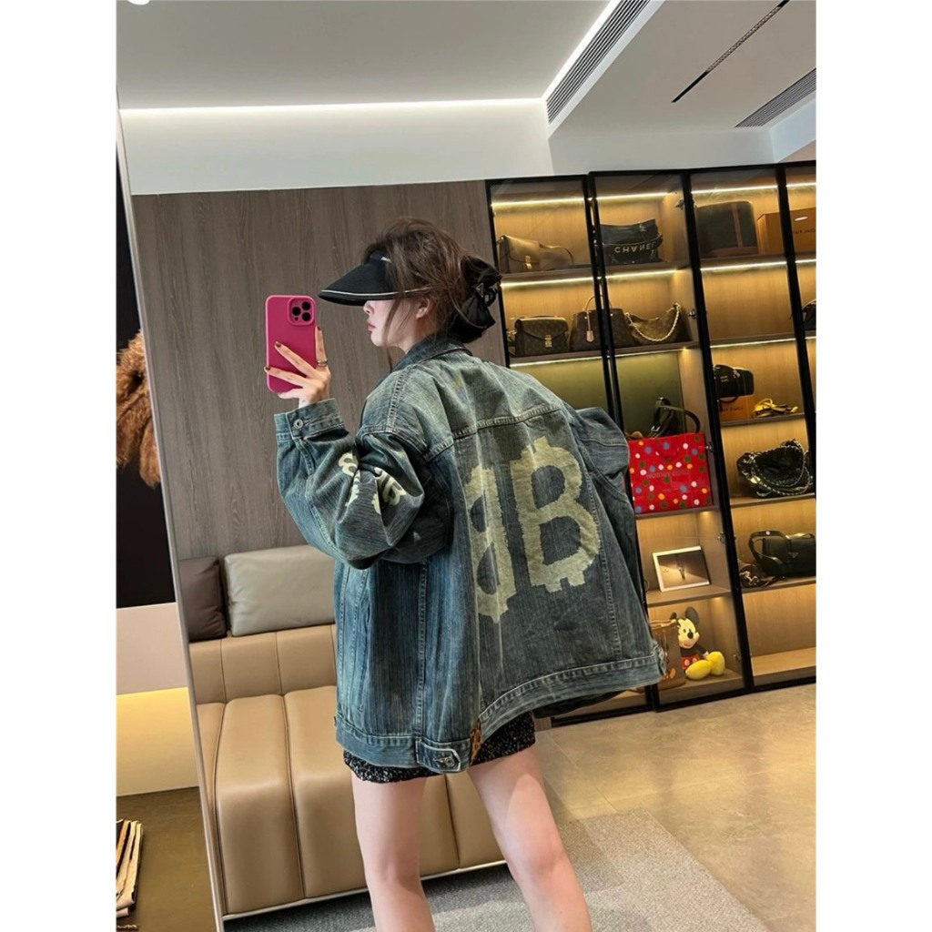 Áo khoác, áo khoác jean phối họa tiết BB from rộng dành cho nữ | BigBuy360 - bigbuy360.vn