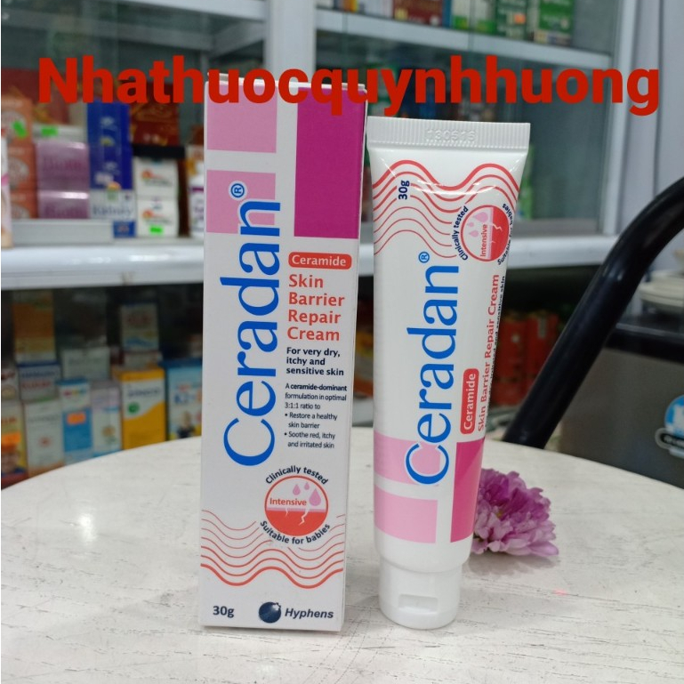 Kem dưỡng ẩm Ceradan Skin Barrier Repair cream 30g giúp dưỡng ẩm,phục hồi