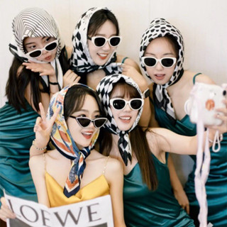 Khăn trùm đầu lụa size 70x70cm- Khăn lụa bandana Choàng Cổ Trùm Đầu Buộc Tóc, Áo Yếm