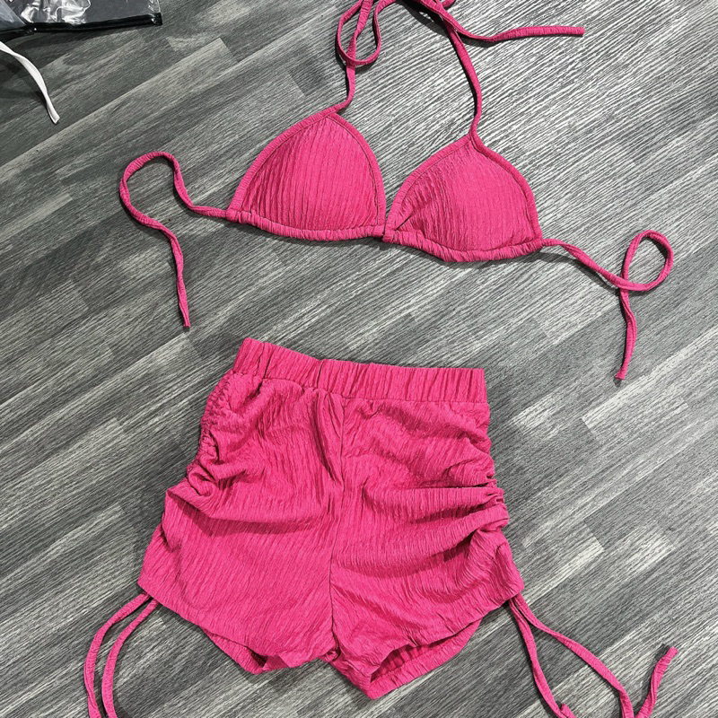 Bộ bikini quần đùi áo cột yếm hở lưng có mút, set đồ bơi đi biển màu đen trắng áo tắm tôn dáng sang chảnh sexy G714 | BigBuy360 - bigbuy360.vn