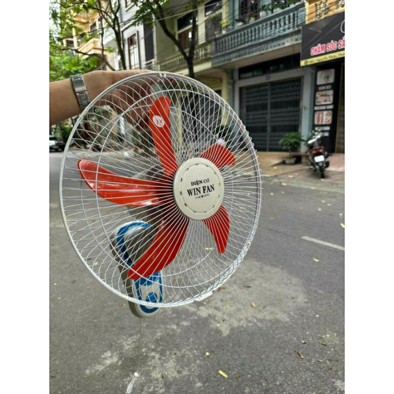 Quạt Treo Winfan sải cánh 400mm-có nút quay bảo hành 12 tháng