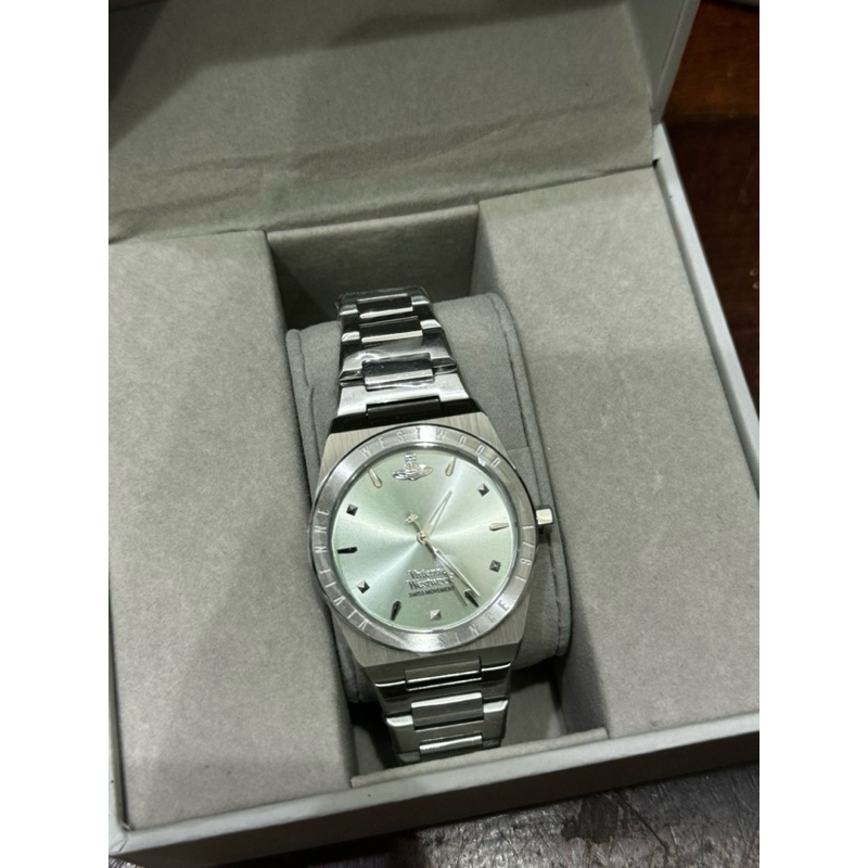 Đồng hồ nữ Queen Viviansi Crushed Ice Blue Quartz Saturn Watch Đồng hồ nữ