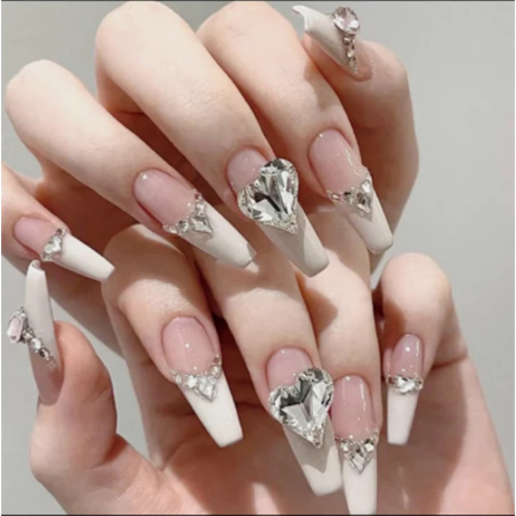Nail box, mẫu fen trắng gắn đá khối, Nail thiết kế Hàn Nhật Trung